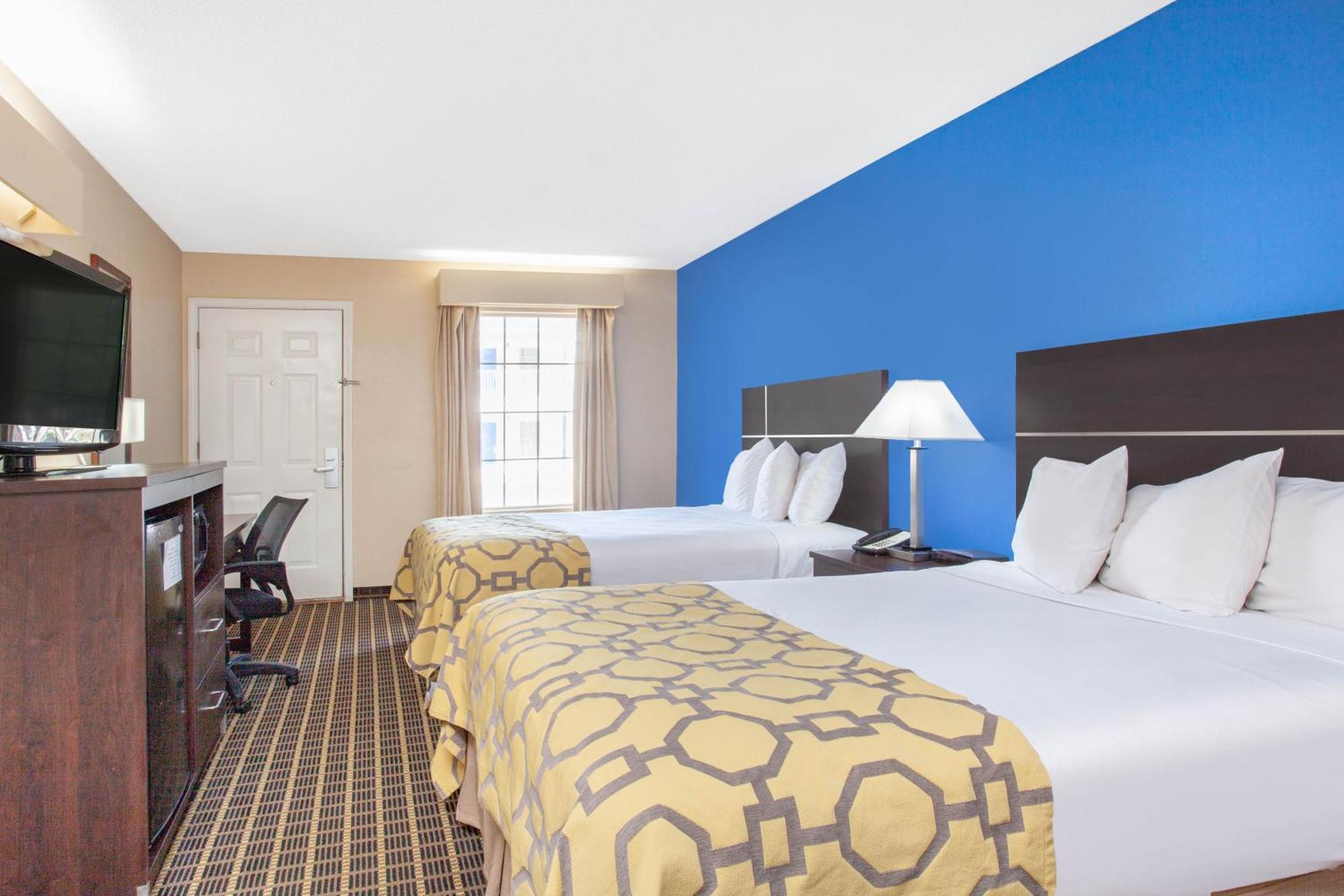 Baymont By Wyndham Greenwood Bagian luar foto